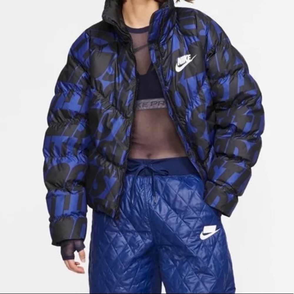 Nike puff coat size M
